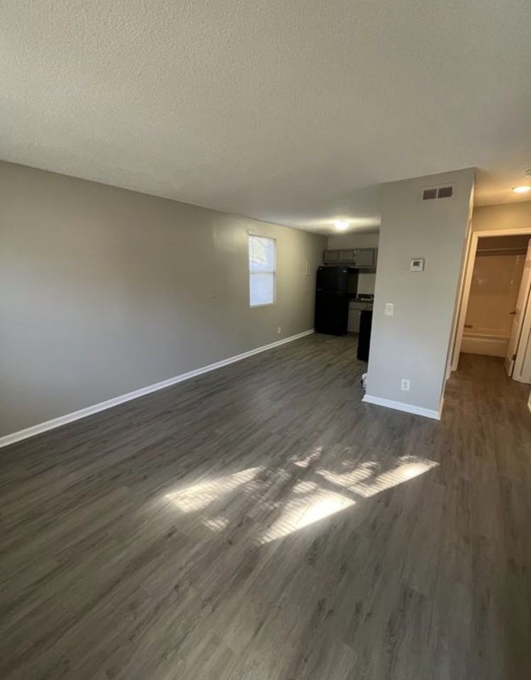809 Blue Ridge Dr #809 - Photo 2 of 7