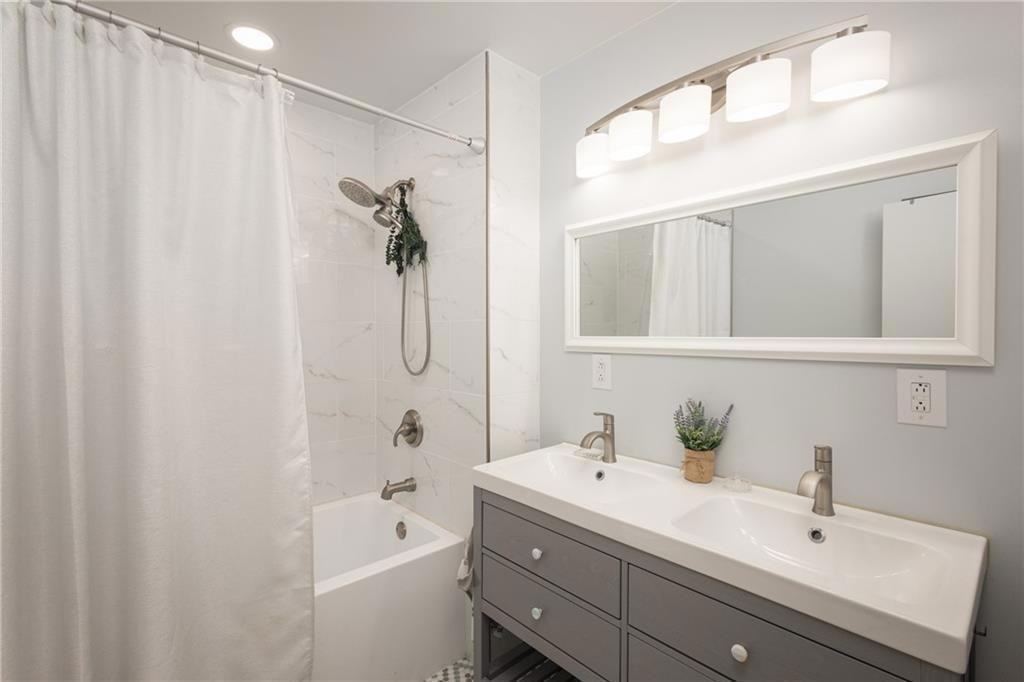 4839 W 61st Ter - Photo 4 of 5