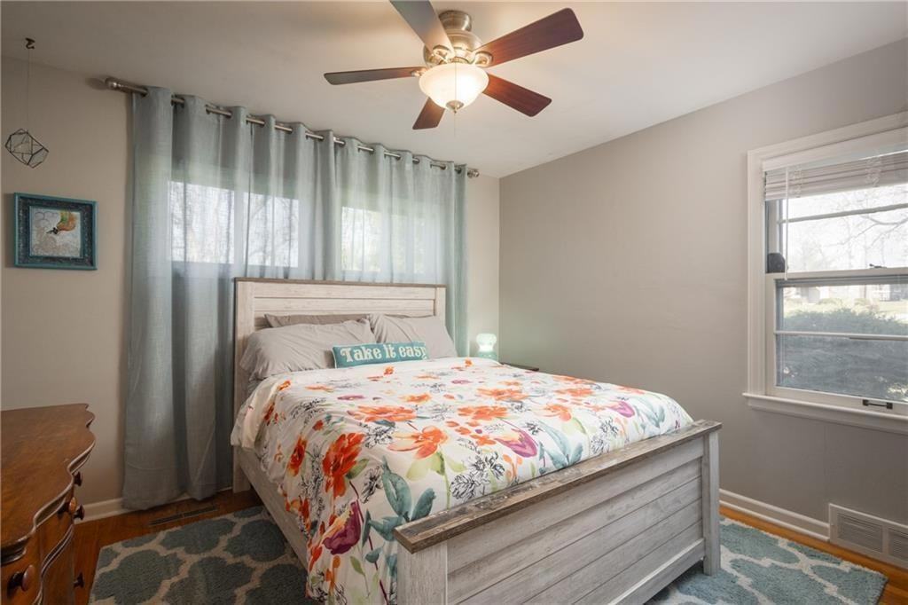 4839 W 61st Ter - Photo 5 of 5