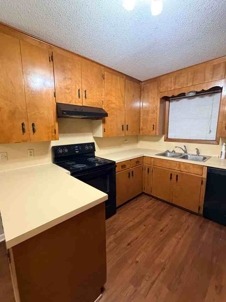 109A Tampico Ct - Photo 2 of 6