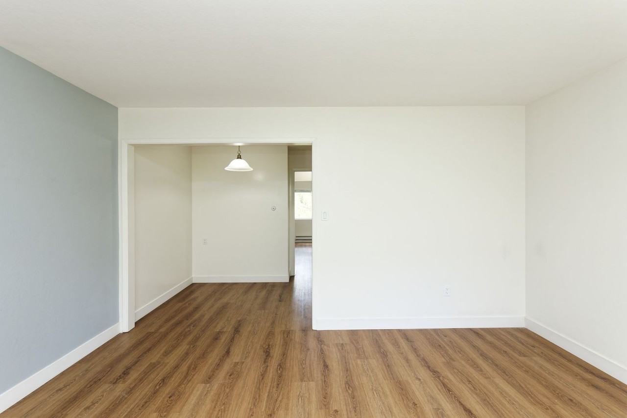 540 Callan Avenue - Photo 4 of 40
