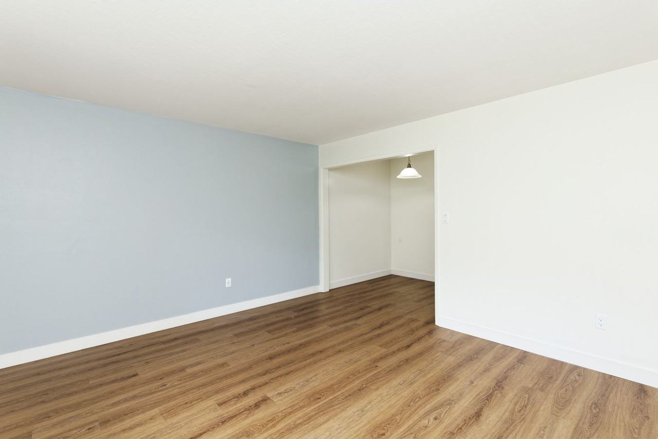 540 Callan Avenue - Photo 7 of 40