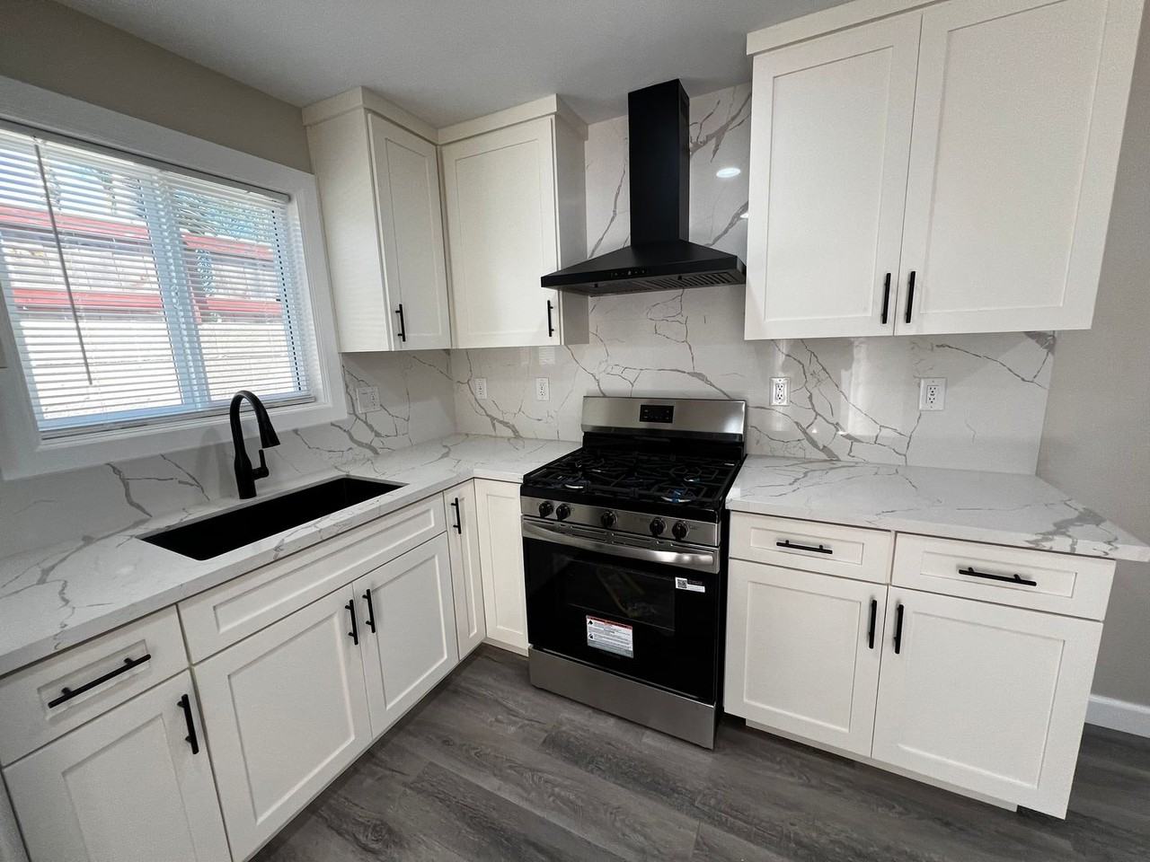 7820 1/2 Farmland Ave - Photo 3 of 18