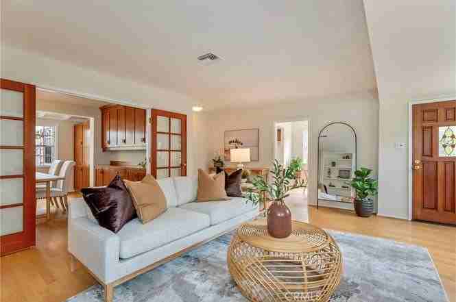345 Foothill Ave - Photo 5 of 37