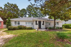 featured image of 404 Roselynn Ln Unit A
