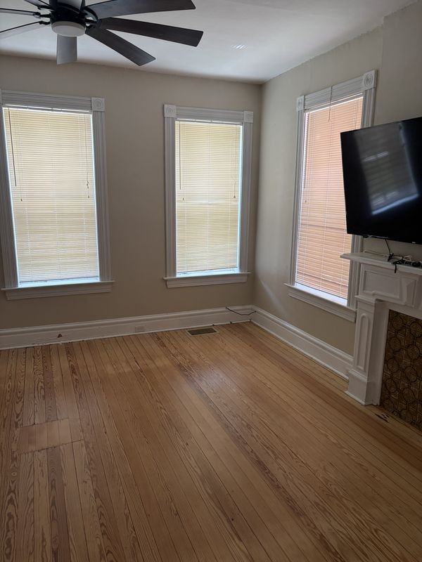 410 S 2nd St - Photo 3 of 11