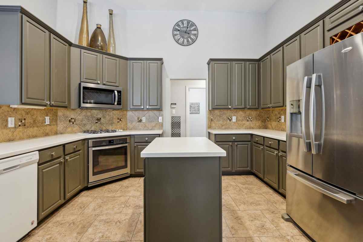 183 N Millport Cir - Photo 7 of 22