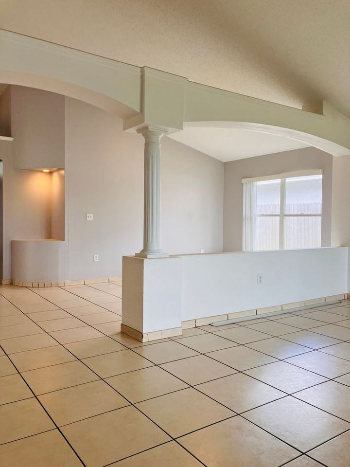 12804 Gettysburg Cir - Photo 5 of 23