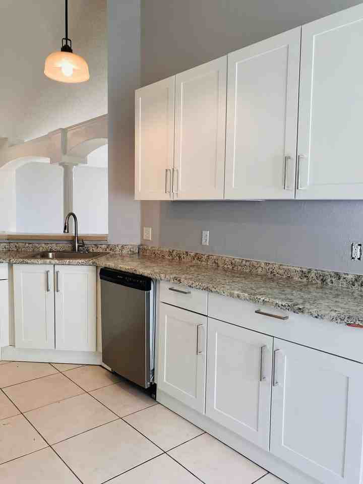 12804 Gettysburg Cir - Photo 6 of 23