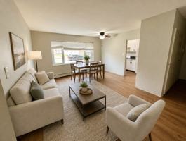 featured image of 2040 Saunders Ave