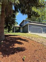 5117 9th Ave Ne - Photo 1 of 1