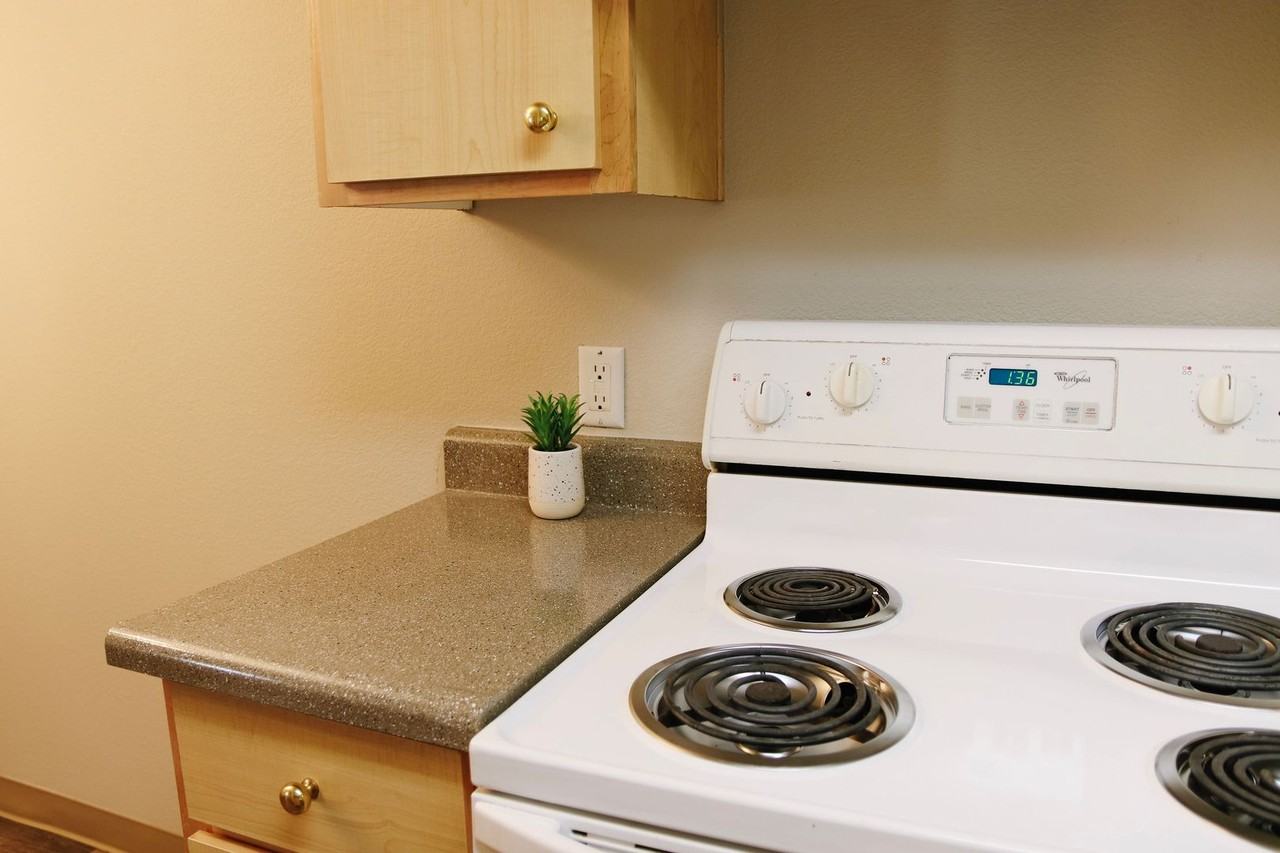 16924 Se Powell Blvd #35 - Photo 5 of 13