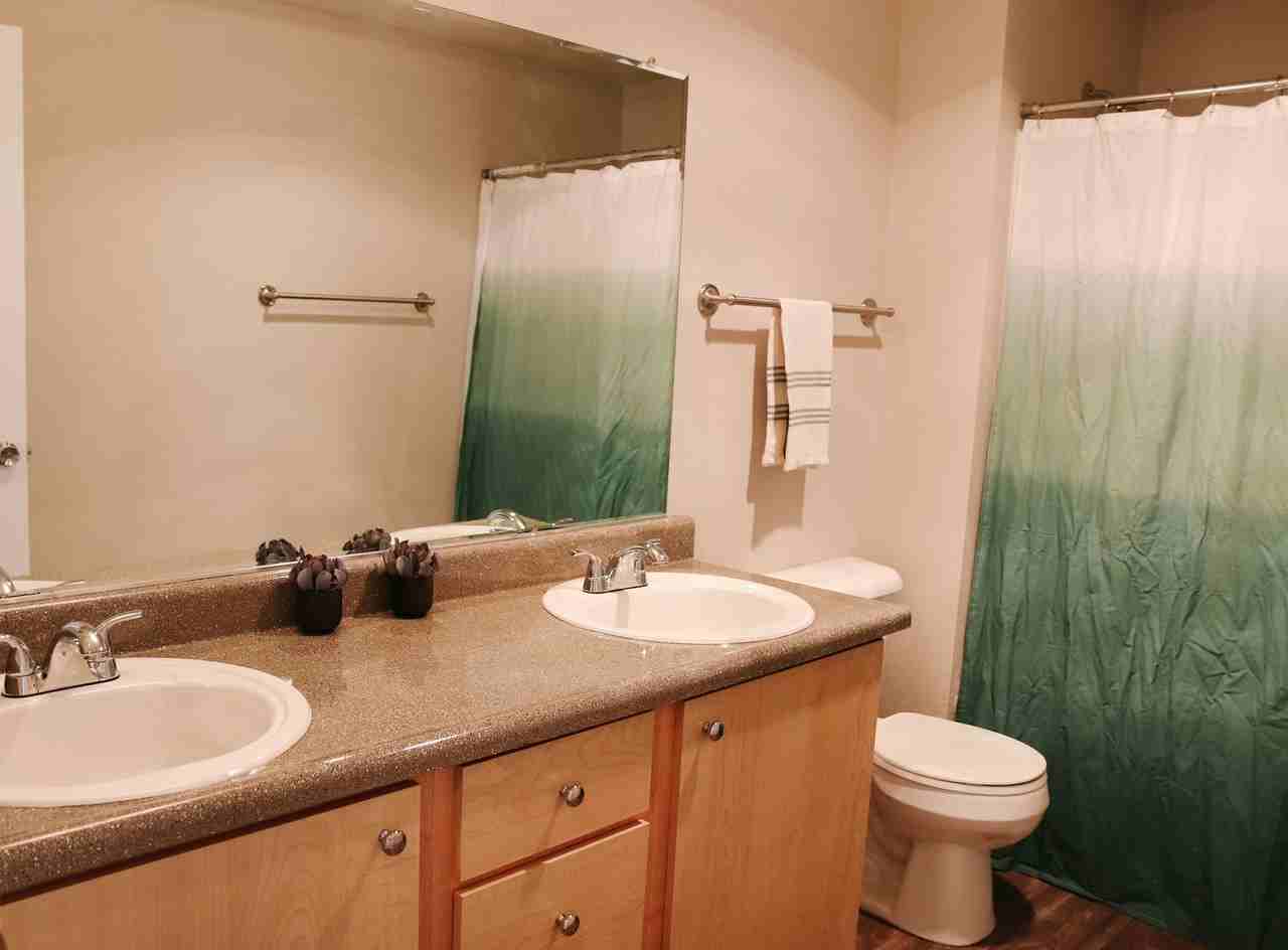 16924 Se Powell Blvd #35 - Photo 6 of 13