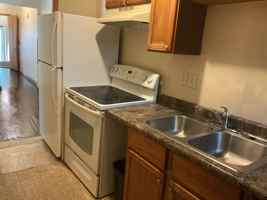featured image of 450 N 32nd St