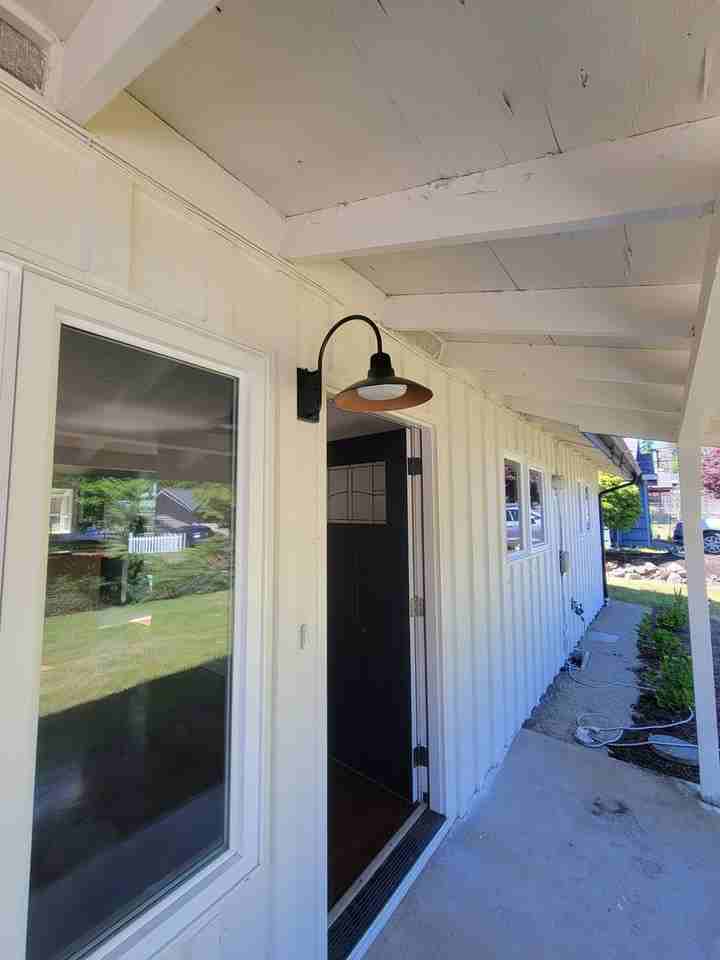 18129 45th Ave S - Photo 3 of 15