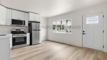featured image of 104 104 - 126 Laurel Ave