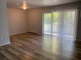 featured image of 1505 N Plum St