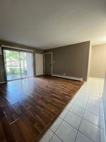 featured image of 2342 W Nichols Rd