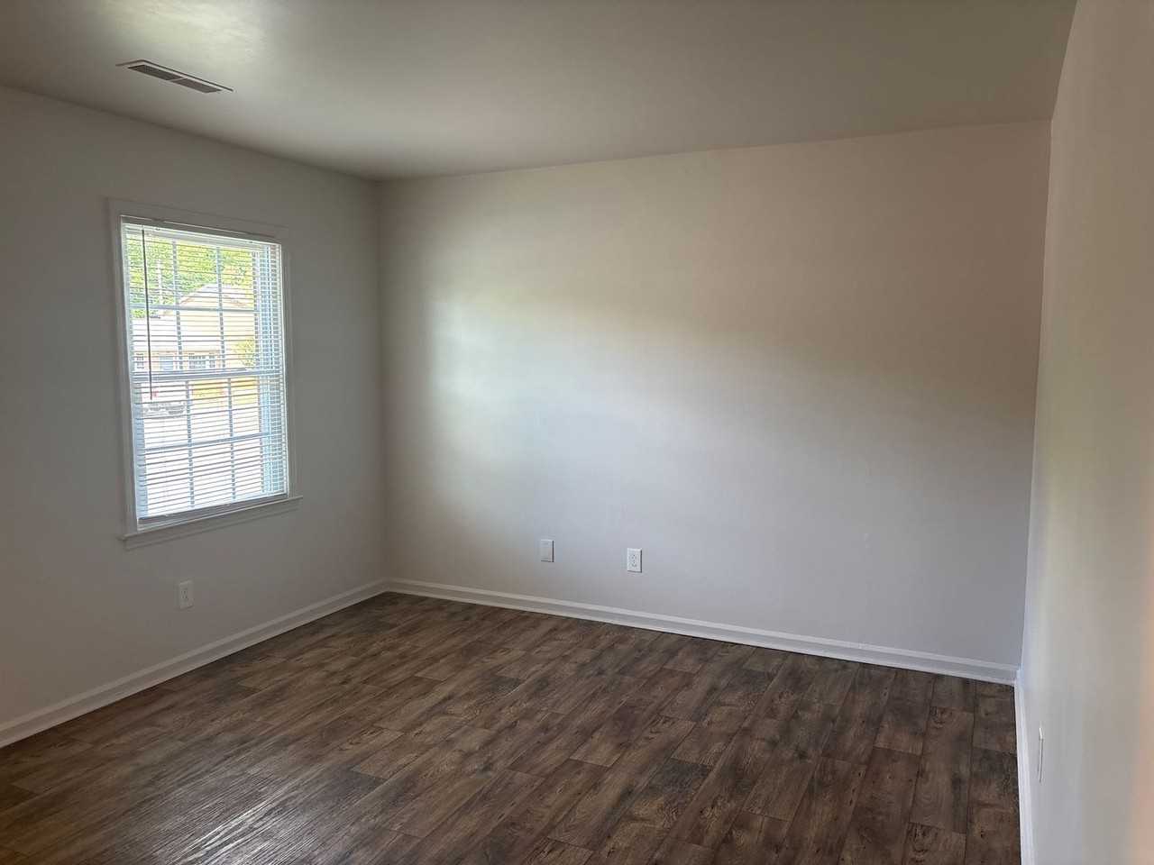 Chesterfield Court - Photo 2 of 27