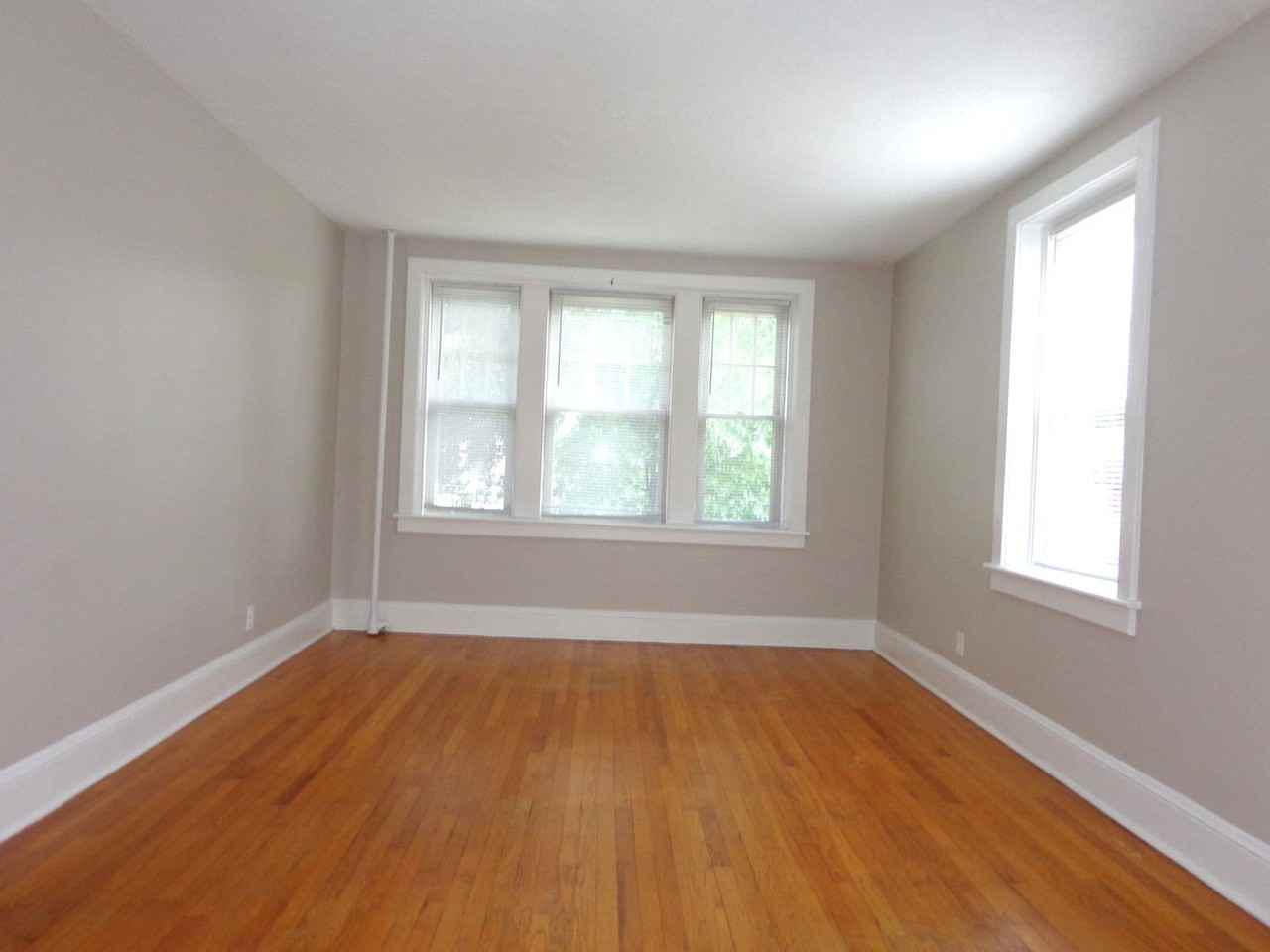 Spotswood910-916 - Photo 4 of 34