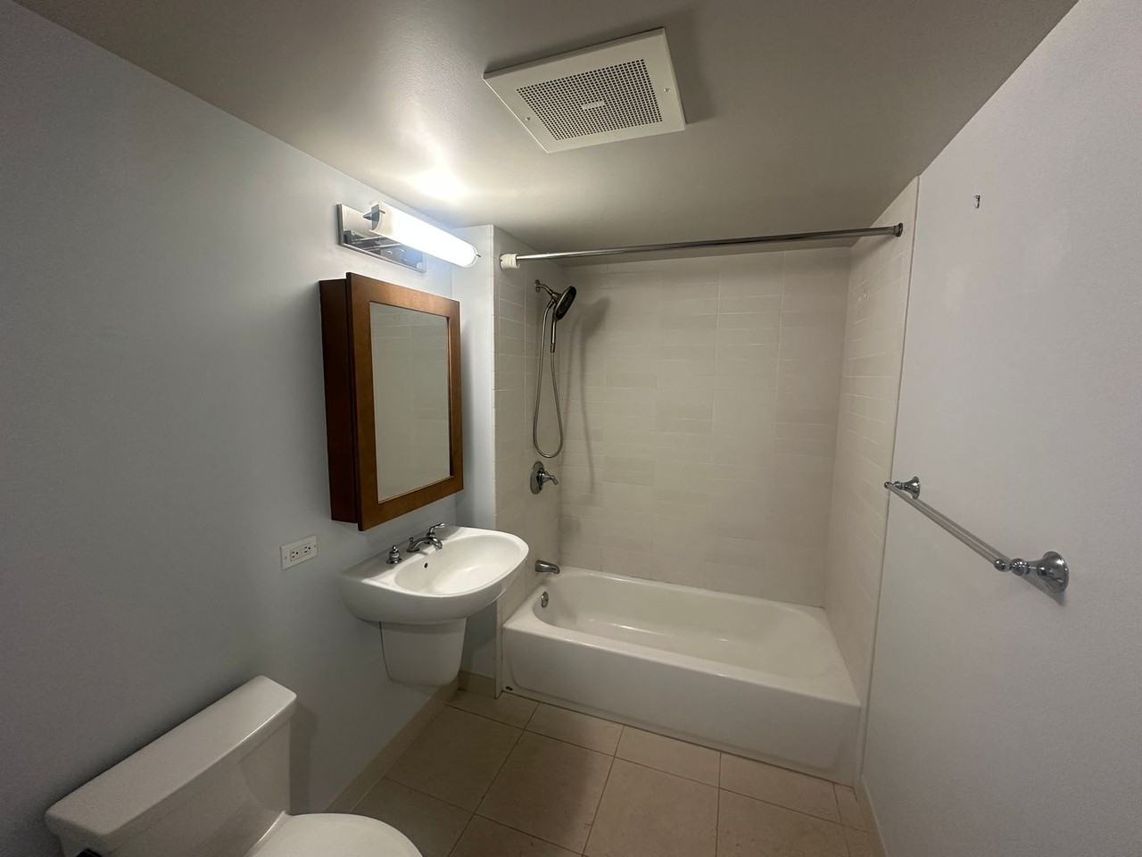 1009 Kapiolani Blvd - Photo 7 of 12