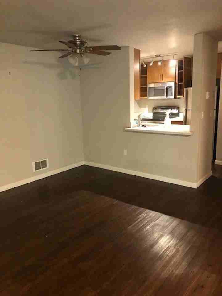 Roosevelt Place Apartments - Photo 3 of 13