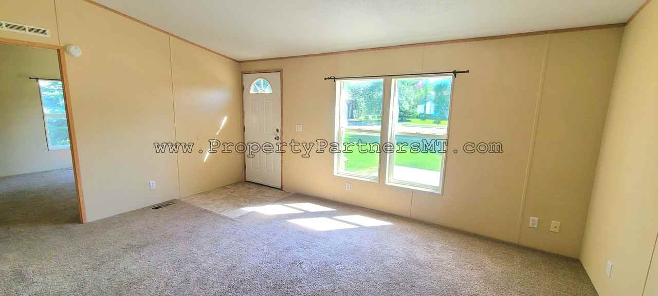 106 Sunlight Ave - Photo 2 of 15