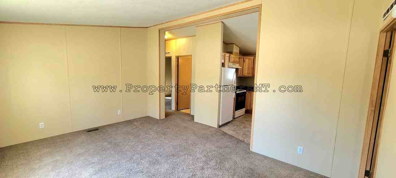 106 Sunlight Ave - Photo 3 of 15