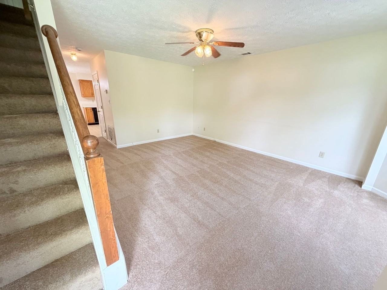 310 Leafmore Rd Sw - Photo 3 of 14