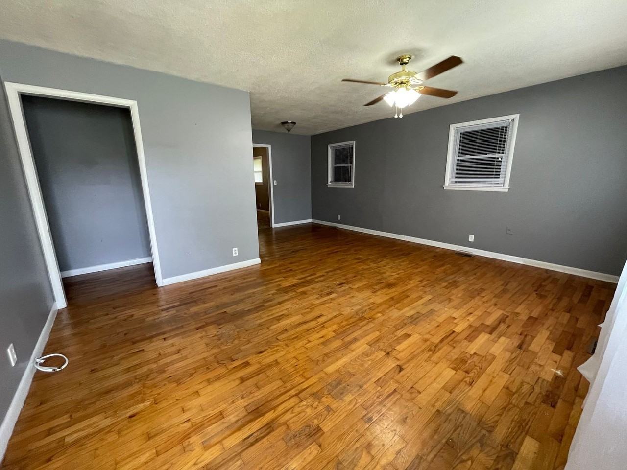 730 Crabapple Dr - Photo 3 of 16