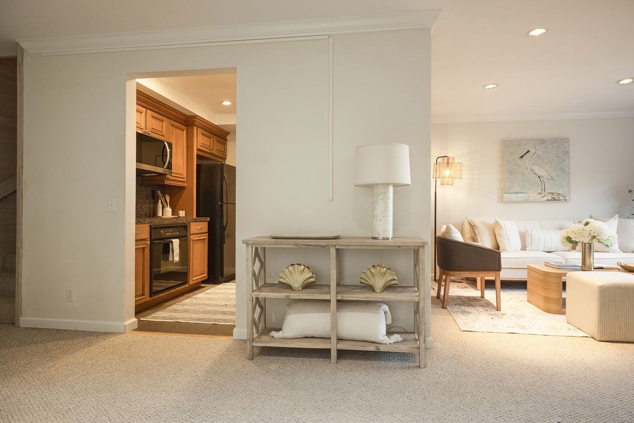 504 Ocean Ave - Photo 6 of 30
