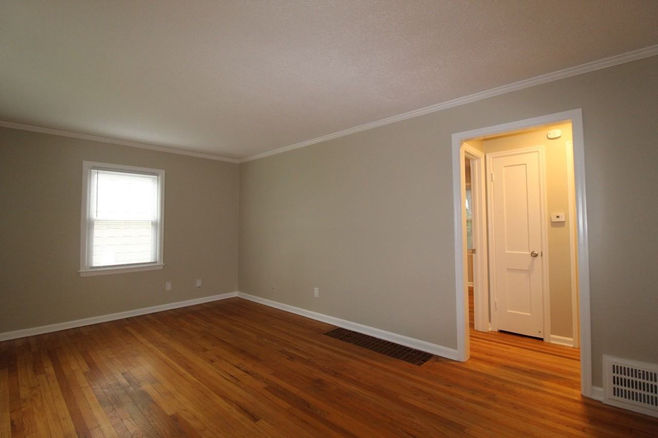 5314 Linden St - Photo 3 of 12