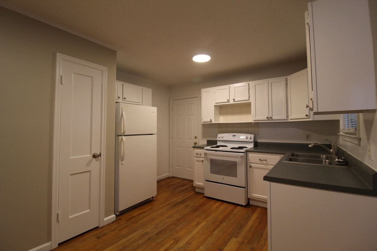5314 Linden St - Photo 7 of 12