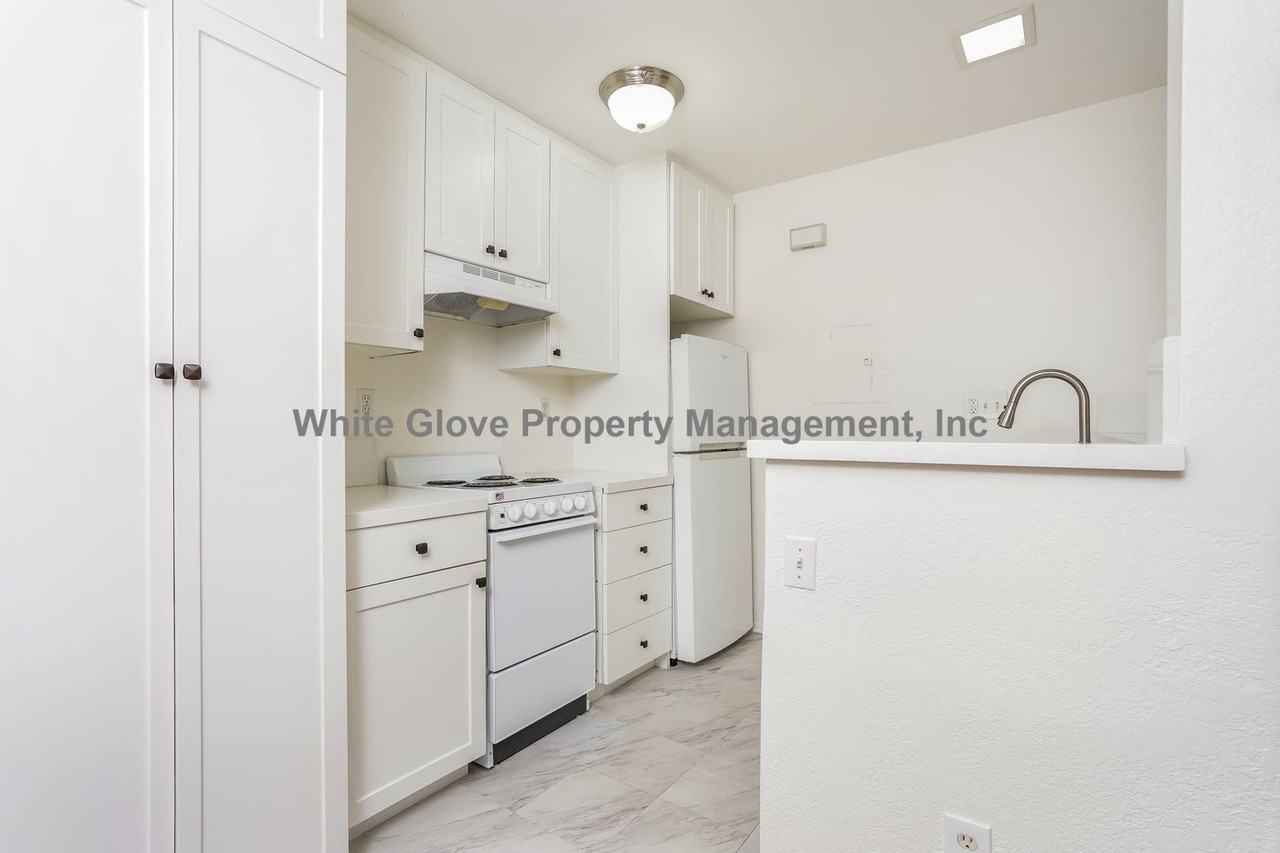 23321 La Crescenta - Photo 7 of 14