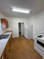 featured image of 319 N Shasta St