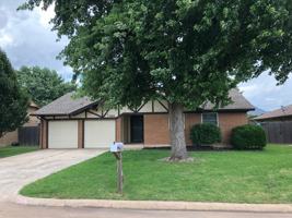 featured image of 1004 Penn Ln
