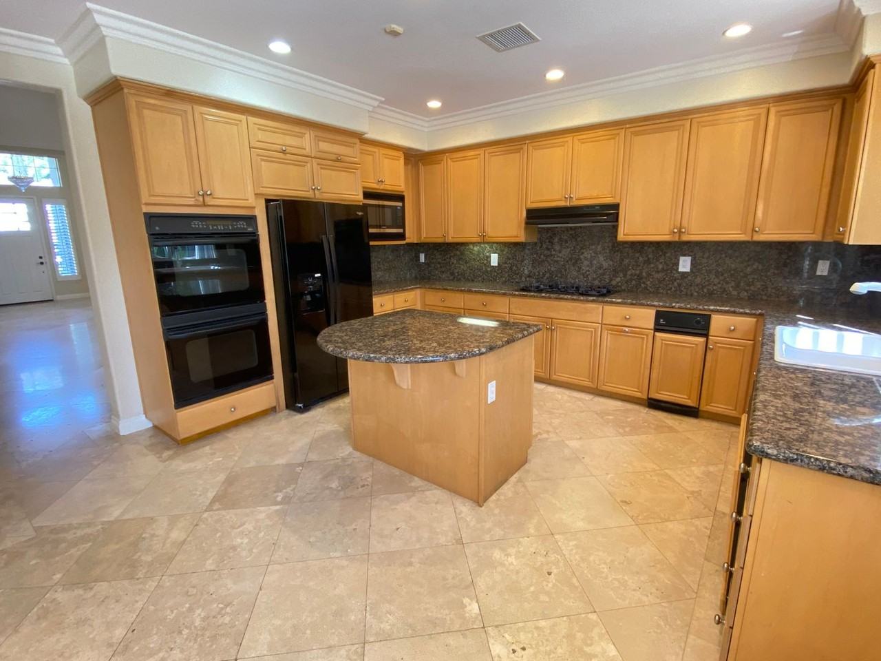 856 Paseo De Leon - Photo 5 of 32