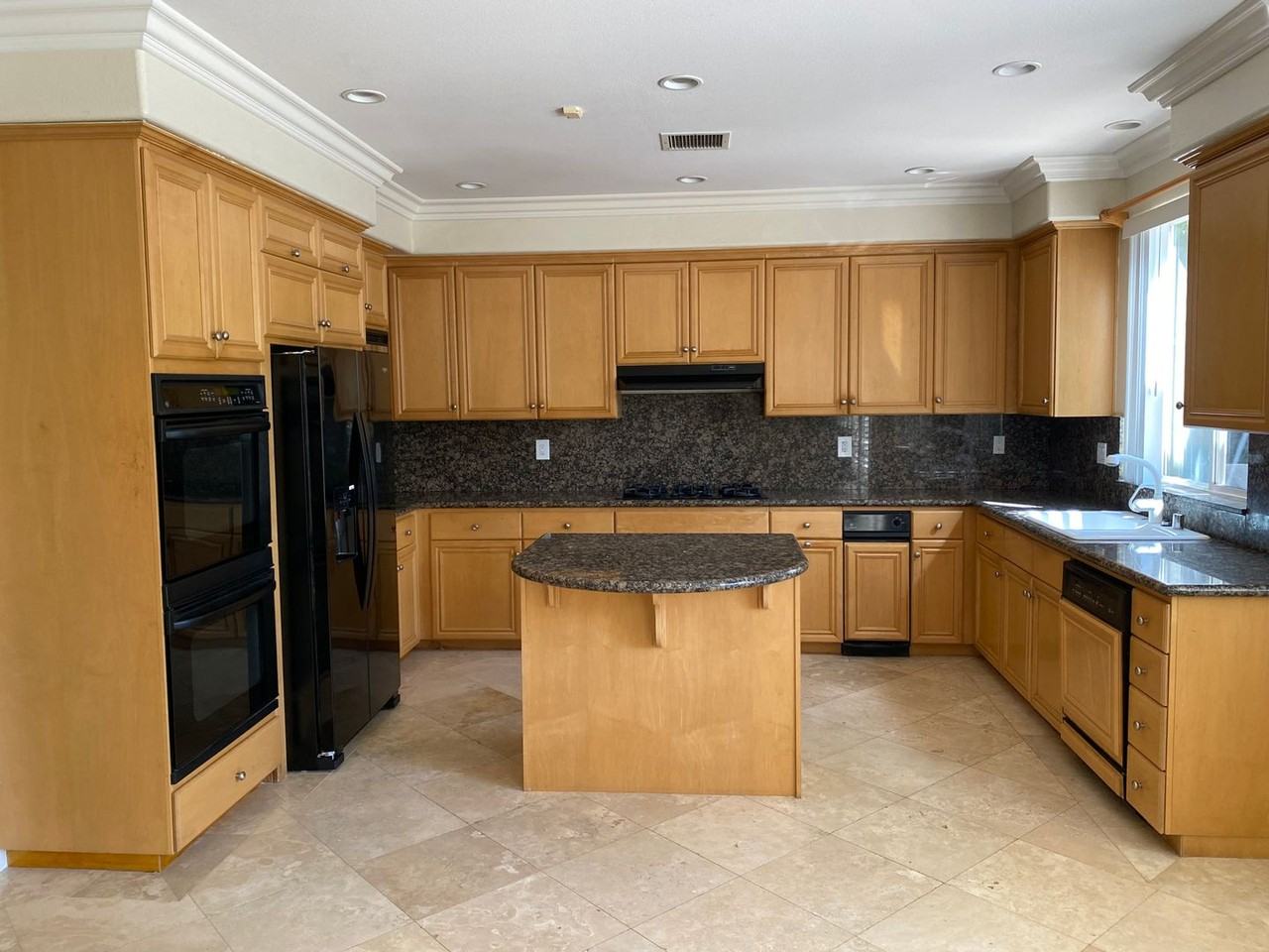 856 Paseo De Leon - Photo 6 of 32
