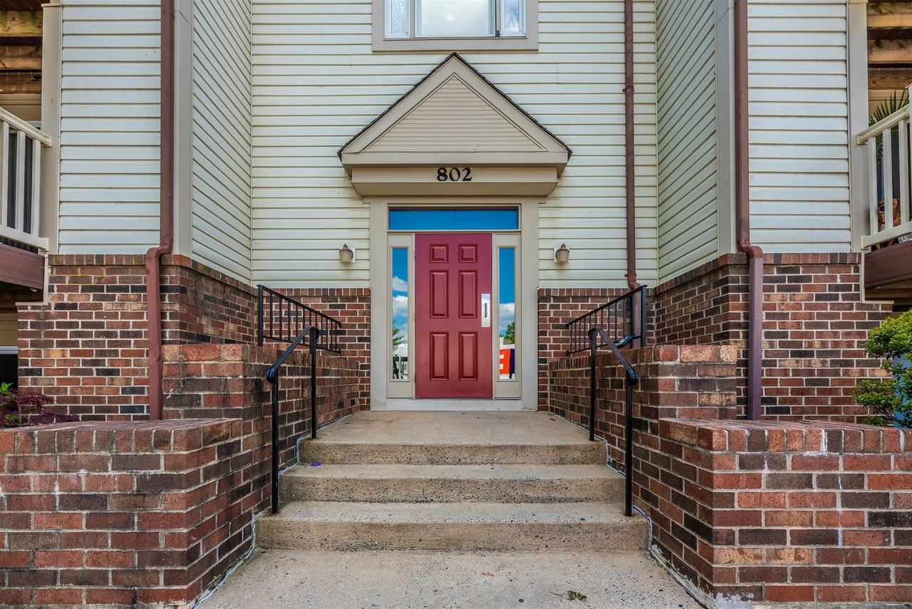 802 Stratford Way #K - Photo 2 of 50