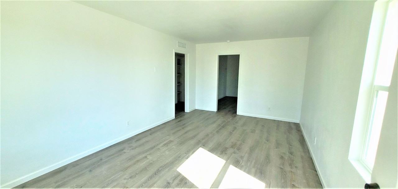 706 W Euclid Ave - Photo 2 of 35