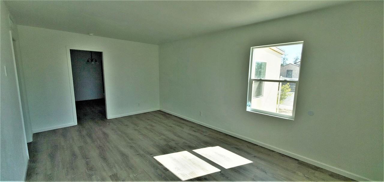 706 W Euclid Ave - Photo 4 of 35