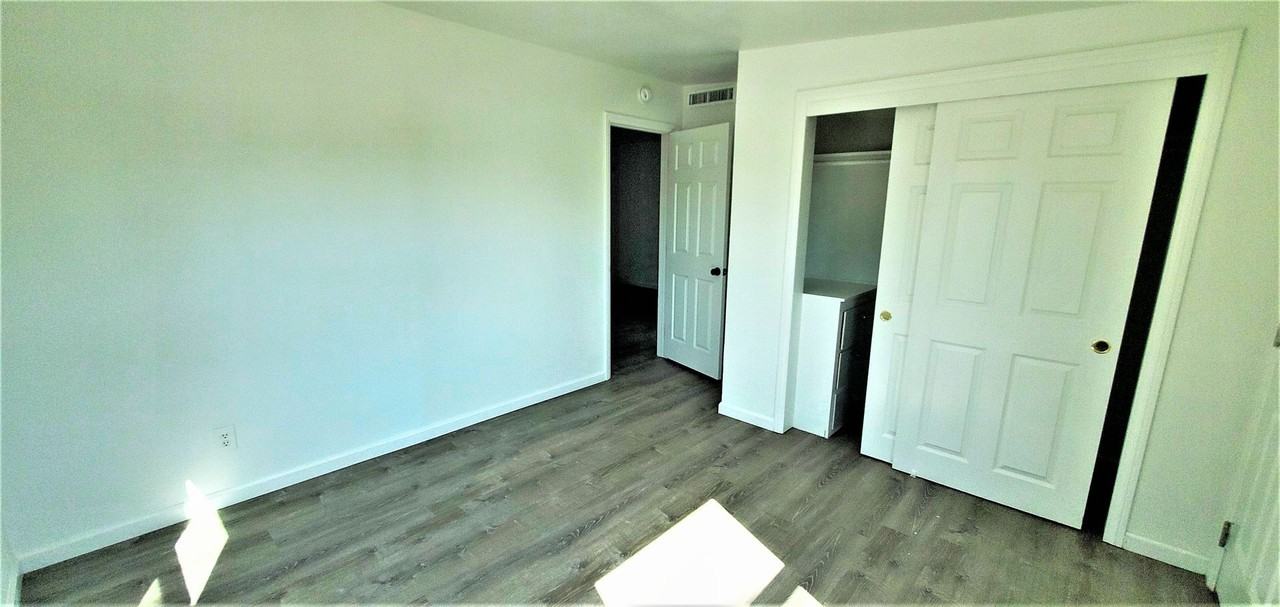 706 W Euclid Ave - Photo 7 of 35