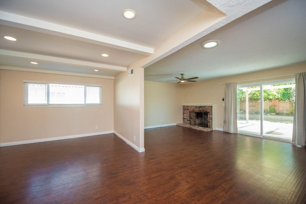 15412 Shasta Ln - Photo 3 of 32