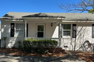 featured image of 2801 Blossom St