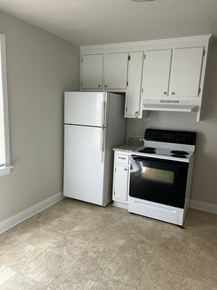2801 Blossom St - Photo 3 of 5