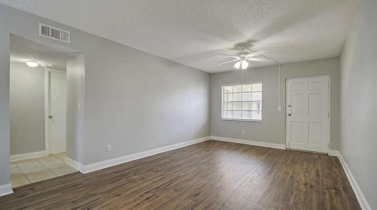 120 S Church Ave #201 - Photo 6 of 25