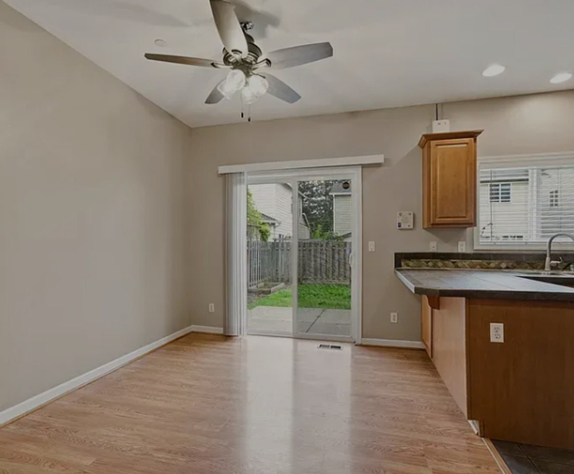 620 Sw Trout Ct - Photo 6 of 20