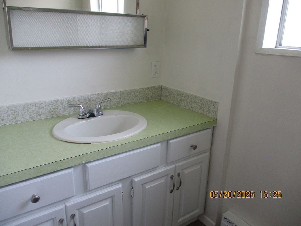 1104 2nd St - Photo 6 of 11