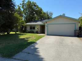 featured image of 2962 Denise Ct