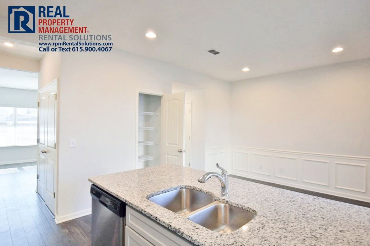 3712 Proven Dr - Photo 6 of 17